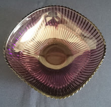 Lade das Bild in den Galerie-Viewer, 3er Set BEILAGENSCHÜSSELN - Hartglas, Linien Wölbungen Relief Motiv Dekor