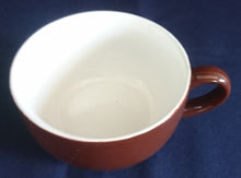 Lade das Bild in den Galerie-Viewer, 2er Set KAFFEETASSEN - Keramik / Steingut, Einfärbiges Klassisches Motiv Dekor