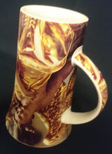 Lade das Bild in den Galerie-Viewer, KAFFEETASSE ~POTT - Porzellan, Goldene Engel Statue Figur Flügel Werbeaufschrift Innen Motiv Dekor