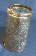 Lade das Bild in den Galerie-Viewer, KORN~ GETRÄNKEGLAS - Hartglas, Perlmut Ornamente Symbole Abstrakt Motiv Dekor