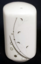 Lade das Bild in den Galerie-Viewer, SALZSTREUER - Porzellan, Flora Abstrakt Grashalme Blatt Blätter Motiv Dekor