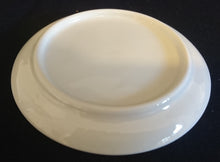 Lade das Bild in den Galerie-Viewer, SAMMELTELLERCHEN UNTERSETZER - Porzellan, Stadt Büsum Leuchtturm Gebäude Haus Häuser Inschrift Motiv Dekor (BC)