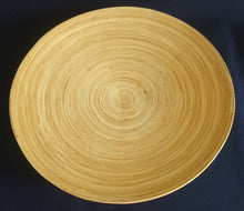 Lade das Bild in den Galerie-Viewer, 2er Set SCHALENTELLER - Holz (Balsa), Baumjahres Ringe Holz Kreise Motiv Dekor