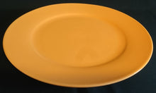 Lade das Bild in den Galerie-Viewer, SPEISETELLER - Keramik / Steingut, Einfärbiges Modern Motiv Dekor (BC)