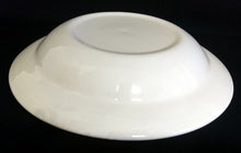 Lade das Bild in den Galerie-Viewer, SUPPENTELLER - Porzellan, Herz Punkte Linien Striche Wellen Motiv Dekor