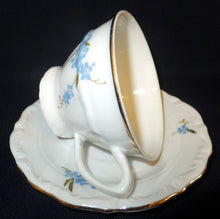 Lade das Bild in den Galerie-Viewer, 2er Set MOCCATASSEN - Porzellan, Goldrand Vergiss mein Nicht Blumenblüten Flora Pflanzen Gewölbter Relief Motiv Dekor