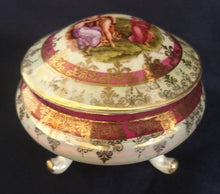 Lade das Bild in den Galerie-Viewer, SCHMUCKDOSE MIT DECKEL - Porzellan, Abstrakt Symbol Zeichen Menschen Frau Mann Motiv Dekor