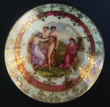 Lade das Bild in den Galerie-Viewer, SCHMUCKDOSE MIT DECKEL - Porzellan, Abstrakt Symbol Zeichen Menschen Frau Mann Motiv Dekor