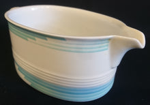 Lade das Bild in den Galerie-Viewer, SAUCIER "Friesland" - Porzellan, Abstraktes Geometrisches Linien Dekor