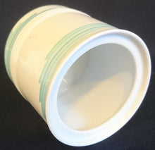 Lade das Bild in den Galerie-Viewer, ZUCKERDOSE OHNE DECKEL "Friesland" - Porzellan, Abstraktes Geometrisches Linien Dekor