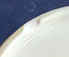 Lade das Bild in den Galerie-Viewer, ZUCKERDOSE OHNE DECKEL - Porzellan, Flora Blumenblüten Pflanzen Motiv Dekor