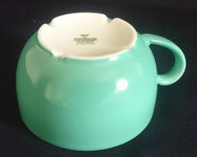 Lade das Bild in den Galerie-Viewer, 2er Set 2er CAPPUCCINO~ KAFFEEGEDECKE - Porzellan, Goldene Tchibo Kaffeebohne Motiv Dekor