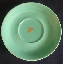 Lade das Bild in den Galerie-Viewer, CAPPUCCINO~ UNTERTASSE - Porzellan, Goldene Tchibo Kaffeebohne Motiv Dekor