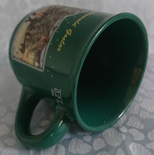 Lade das Bild in den Galerie-Viewer, 2er Set GLÜHWEINTASSEN - Keramik / Steingut, Weihnachtswald Goslar Aufschrift Dorfmarkt Motiv Dekor