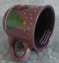 Lade das Bild in den Galerie-Viewer, GLÜHWEINTASSE - Keramik / Steingut, Weihnachtsmarkt Frankfurt Stadt der Könige & Kaiser Römer Baum Schlitten Mann Motiv Dekor