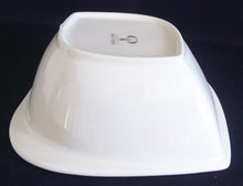 Lade das Bild in den Galerie-Viewer, DESSERTSCHALE - Porzellan, Einfärbige Gerundete Karo Viereck Form Motiv Dekor