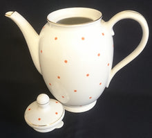 Lade das Bild in den Galerie-Viewer, GROßE KAFFEEKANNE MIT DECKEL "Floss" - Porzellan, Goldrand Linien Punkte Tupfen Kreise Motiv Dekor (BC)