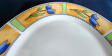 Lade das Bild in den Galerie-Viewer, DESSERTTELLER "Caroline" - Porzellan, Flora Blatt Blätter Blumen Blüten Pflanzen Linien Balken Motiv Dekor