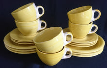 Lade das Bild in den Galerie-Viewer, 2er Set 2er KAFFEEGEDECKE "Flirt" "Liso" - Porzellan, Streifen Einfärbiges Meliertes Dekor