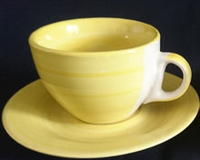 Lade das Bild in den Galerie-Viewer, 2er Set 2er KAFFEEGEDECKE "Flirt" "Liso" - Porzellan, Streifen Einfärbiges Meliertes Dekor