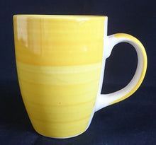 Lade das Bild in den Galerie-Viewer, 2er Set KAFFEEPÖTTE "Flirt" "Liso" - Porzellan, Streifen Einfärbiges Meliertes Dekor