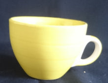 Lade das Bild in den Galerie-Viewer, 2er Set 3er KAFFEEGEDECKE "Flirt" "Liso" - Porzellan, Streifen Einfärbiges Meliertes Dekor