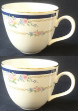 Lade das Bild in den Galerie-Viewer, KAFFEETASSE "Patricia" - Porzellan, Goldrand Flora Rosenblumen Kettenglieder Motiv Dekor (BC)