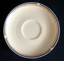 Lade das Bild in den Galerie-Viewer, 15 Teiliges TEESERVICE "Flirt" - Porzellan, Flora Blumenblüten Pflanzen Linien Streifen Rand Motiv Dekor