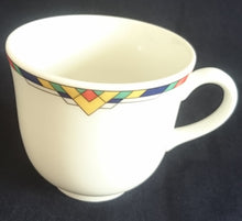 Lade das Bild in den Galerie-Viewer, 2er Set KAFFEETASSEN - Porzellan, Abstrakt Geometrisches Dreieck Karo Motiv Dekor