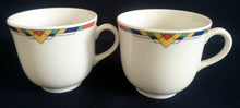 Lade das Bild in den Galerie-Viewer, KAFFEETASSE - Porzellan, Abstrakt Geometrisches Dreieck Karo Motiv Dekor