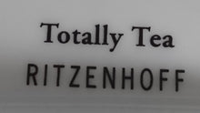 Lade das Bild in den Galerie-Viewer, 3er Set FRÜHSTÜCKSTABLETT MIT GETRÄNKEBECHER & TEELÖFFEL "Totally Tea" - Porzellan & Edelstahl 18/0, Flora Fauna Geometrisch Abstrakt Vögel Pflanzen Motiv Dekor, Michaela Koch Design