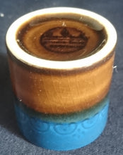 Lade das Bild in den Galerie-Viewer, 5er Set GETRÄNKEBECHER -KURZE / SHOTS "Brotzeit" "Studio Linie" - Keramik / Steingut, Antikes Abstraktes Kreise Striche Blüten Motiv Dekor, Bjön Wiinblad Design (BC)