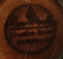 Lade das Bild in den Galerie-Viewer, 6er Set GETRÄNKEFLASCHE -KARAFFE & GETRÄNKEBECHER -KURZE / SHOTS "Brotzeit" "Studio Linie" - Keramik / Steingut, Antikes Abstraktes Kreise Striche Blüten Motiv Dekor, Bjön Wiinblad Design (BC)