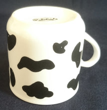 Lade das Bild in den Galerie-Viewer, ESPRESSOTASSE - Porzellan, Wolken Kuh Flecken Motiv Dekor