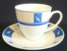 Lade das Bild in den Galerie-Viewer, 2er Set KAFFEETASSEN - Porzellan, Flora Blatt Blätter Abstrakt Viereck Motiv Dekor