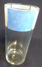 Lade das Bild in den Galerie-Viewer, LONGDRINK~ GETRÄNKEGLAS - Hartglas, Flora Blatt Blätter Abstrakt Viereck Motiv Dekor