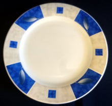 Lade das Bild in den Galerie-Viewer, 2er Set SPEISETELLER - Porzellan, Flora Blatt Blätter Abstrakt Viereck Motiv Dekor