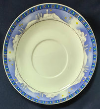 Lade das Bild in den Galerie-Viewer, 2er Set 3er KAFFEEGEDECKE - Porzellan, Advent Weihnachten Winter Schnee Baum Bäume Rand Symbole Motiv Dekor