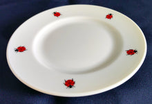 Lade das Bild in den Galerie-Viewer, BROTZEIT~ BEILAGENTELLER "Käfer" - Porzellan, Fauna Käfer Insekten Motiv Dekor