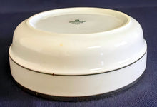 Lade das Bild in den Galerie-Viewer, 2er Set SALAT~ SERVIERSCHALEN - Porzellan, Breiter Platin Linien Dekorrand Motiv