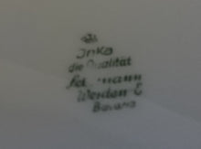 Lade das Bild in den Galerie-Viewer, 2er Set SUPPENTELLER "Inka" - Porzellan, Goldrand Gewölbter Relief Dekor Motiv