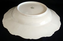 Lade das Bild in den Galerie-Viewer, SUPPENTELLER "Theresia" - Porzellan, Asiatischer Garten Flora Blumen Pflanzen Abstrakt Motiv Gewölbter Goldrand Dekor