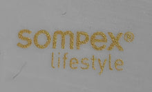 Lade das Bild in den Galerie-Viewer, TEELICHTGLAS "Lifestyle" - Hartglas, Tannenbaum Bäume Winter Schneeflocken Motiv Dekor