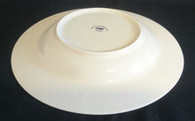 Lade das Bild in den Galerie-Viewer, SUPPENTELLER - Porzellan, Abstrakt Linien Kreuze Goldrand Muster Motiv Dekor