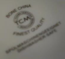 Lade das Bild in den Galerie-Viewer, 3er Set MILCHKÄNNCHEN & ZUCKERDOSE + DECKEL - Porzellan, Platin Oberer Linien Rand Motiv Dekor