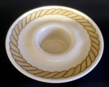 Lade das Bild in den Galerie-Viewer, 2er Set EIERBECHER "Corda Avana" - Porzellan, Gedrehtes Seil Zopf Strick Motiv Dekor