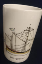 Lade das Bild in den Galerie-Viewer, 5er Set GETRÄNKEBECHER - Porzellan, Jahrgänge Aufschrift Segelschiffe Motiv Dekor