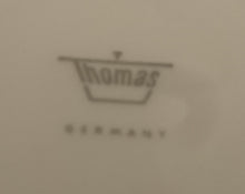 Lade das Bild in den Galerie-Viewer, 5er Set GETRÄNKEBECHER - Porzellan, Jahrgänge Aufschrift Segelschiffe Motiv Dekor