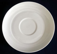 Lade das Bild in den Galerie-Viewer, 2er Set UNTERTASSEN - Porzellan, Klassisch Einfärbiges Motiv Dekor