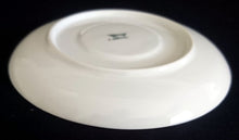 Lade das Bild in den Galerie-Viewer, 2er Set UNTERTASSEN - Porzellan, Klassisch Einfärbiges Motiv Dekor